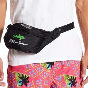 NWT Throwback Maui and Sons Fanny Pack